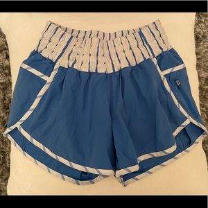 Lululemon Shorts Size 6